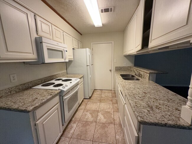 Foto del edificio - 629 W Ridge Dr