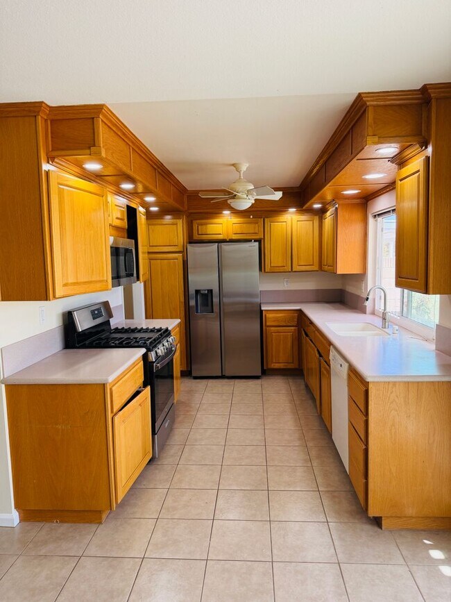 Foto del edificio - 10536 Perch Ave