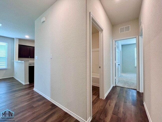 Building Photo - Welcome Home to Your Dream Oasis! A Beautiful 3-Bedroom 2-bath Home in Desirable Seguin!