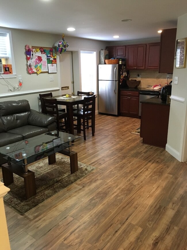 Photo - 125 Montgomery Ave Apartment