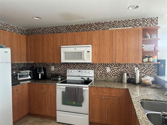 Building Photo - 8999 NW 107th Ct