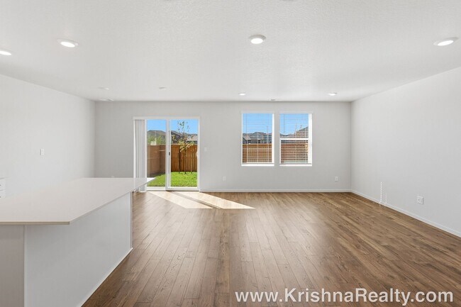 Foto del edificio - Beautiful 4 BD* 2.5 BA* **NEW** CONSTRUCTION* 2026 Built* Single Family Home Located In East Park...