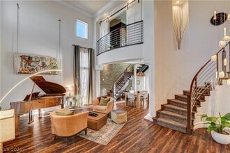 Building Photo - 1409 Palantine Hill Dr