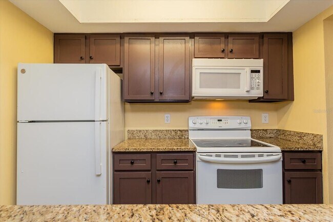 Foto del edificio - 5896 Peregrine Ave