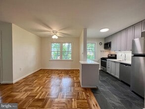 Building Photo - 6511 Potomac Ave