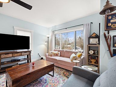 Primary Photo - Charming Renovated Home in Sought-After Hu...