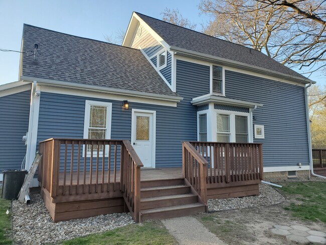 Foto del edificio - 4024 Niles Rd