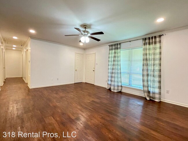 Building Photo - 3 br, 2 bath House - 1500 Mimosa