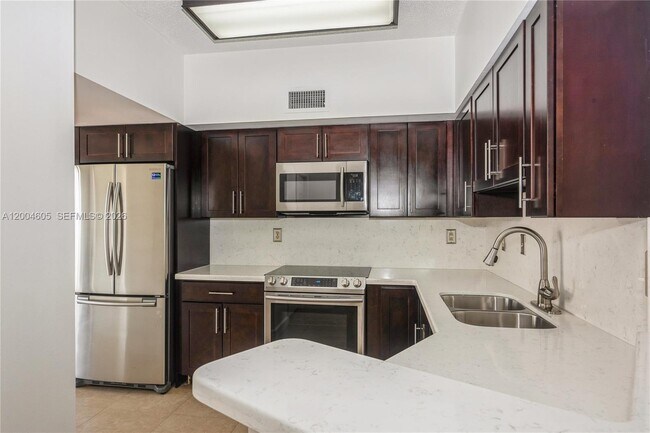 Foto del edificio - 1280 S Alhambra Cir