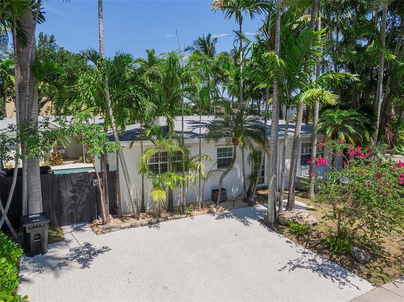 Foto principal - 1400 NE 4th Ct