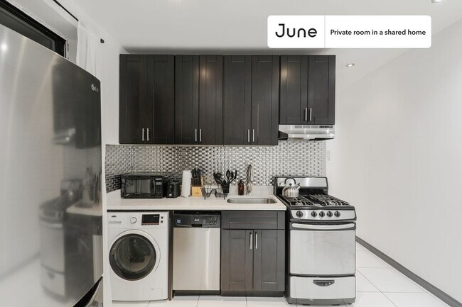 Building Photo - Room in Shared 3 bed/1 bath home in Upper West Side