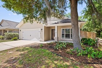 Building Photo - 8393 New Orleans Ct