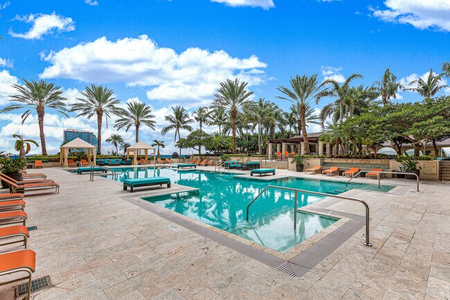 Foto del edificio - 550 Okeechobee Blvd