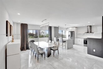 Building Photo - 1075 92nd St