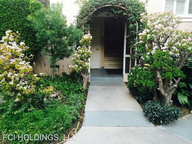 Building Photo - 11707 Sunset Blvd