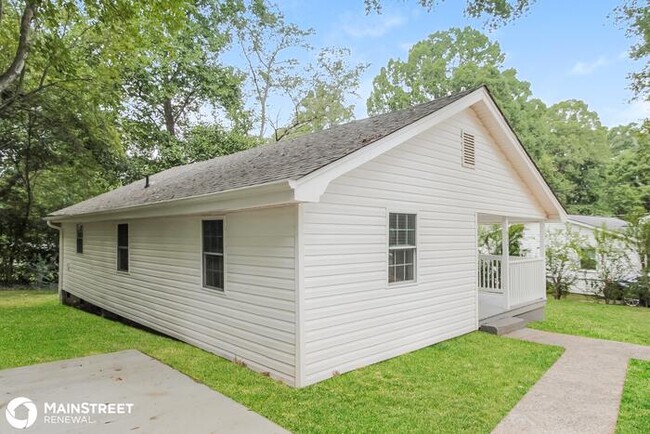 Building Photo - 931 Church St, Gastonia, NC 28054
