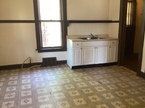 Building Photo - 2463 N Holton St