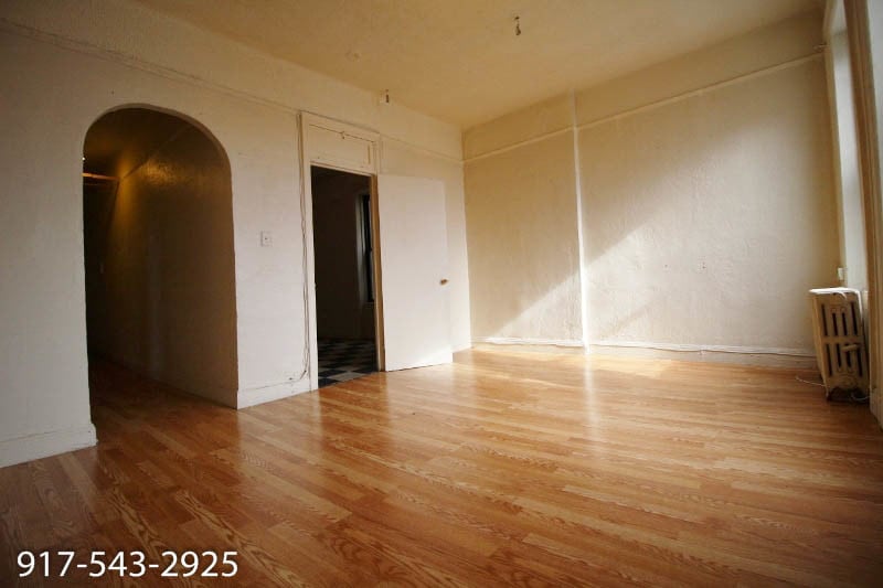 Foto principal - 156 Vernon Ave