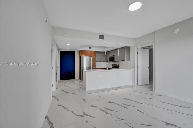 Foto del edificio - 840 NE 130th St