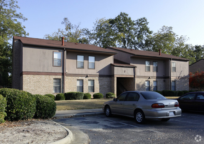 Building Photo - Renaissance Villa Apartments