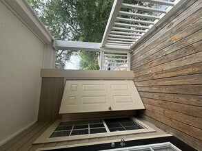Interior Photo - Wesley Stonecrest Apartments at Lithonia