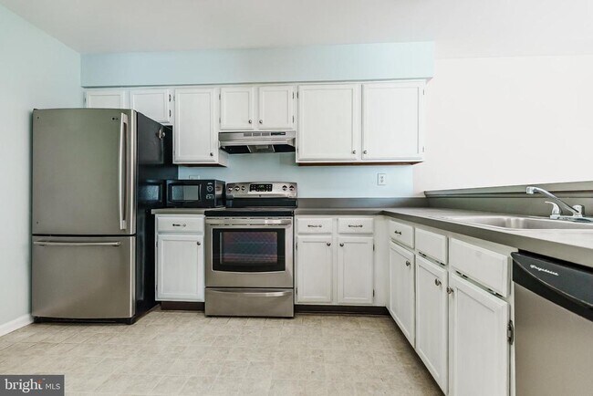 Foto del edificio - 30 Bark Hollow Ln