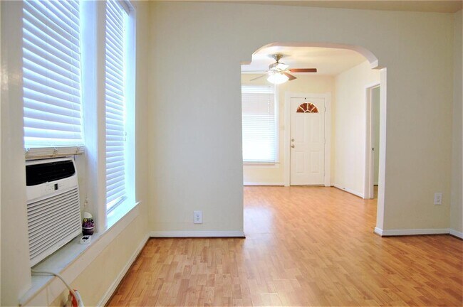 Building Photo - 2790 San Antonio St