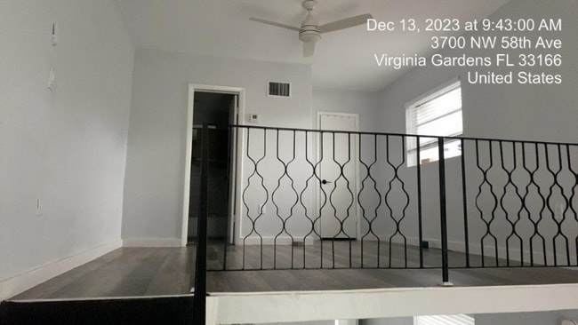 Foto del edificio - 3700 NW 58th Ave