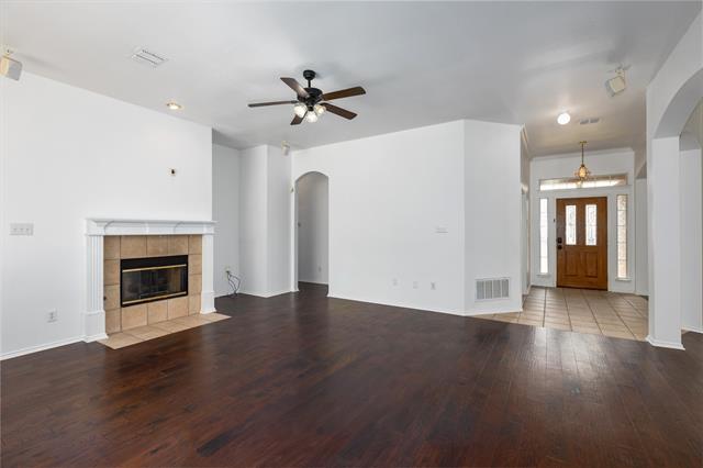 Foto del edificio - 1433 Woodmont Dr