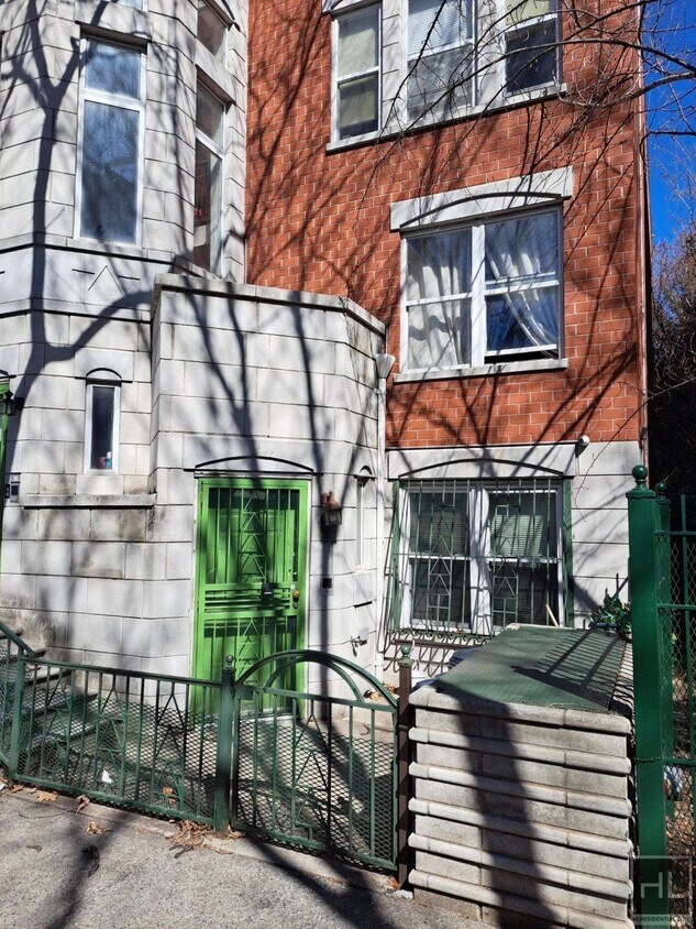 Primary Photo - WEST 117 STREET