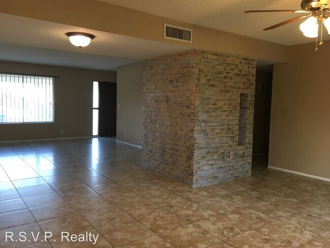 Foto del edificio - 7047 E Colonial Club Dr