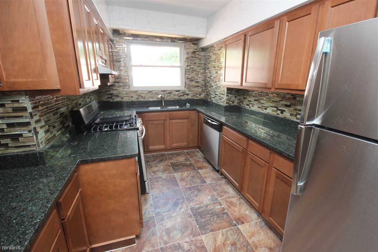 3 br, 1.5 bath - 2707 Tilbury Ave 2707 - 3 br, 1.5 bath  - 2707 Tilbury Ave 2707