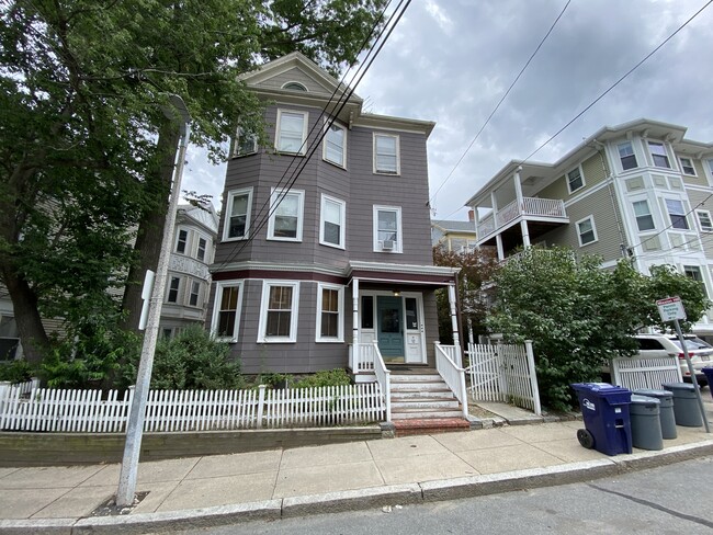 Building Photo - 5 Oswald St