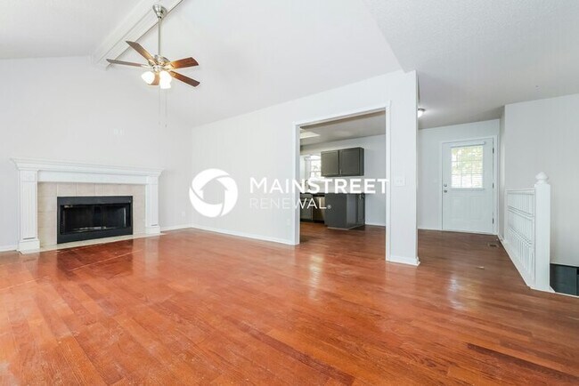 Foto del edificio - 3 Bedroom Pet-Friendly Home in INDEPENDENCE, MO with Main Street Renewal
