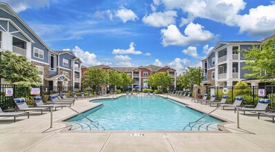 Building Photo - MAA Cosner's Corner