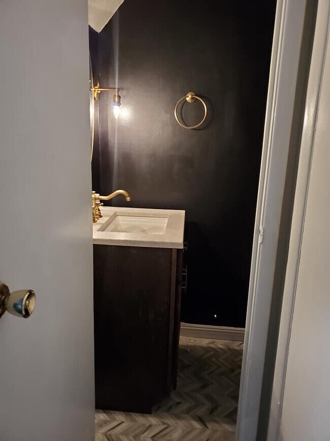 Half Bath - 1765 Tall Pines Cir