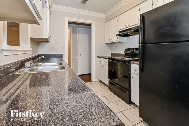 Building Photo - 4505 Laird Dr