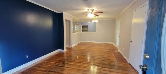 Building Photo - 3891 Frasier St
