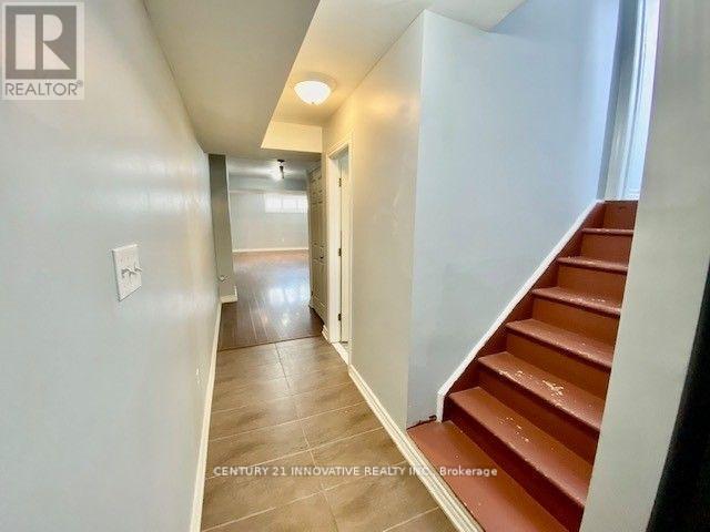 Photo du bâtiment - 66 Juglans Crescent