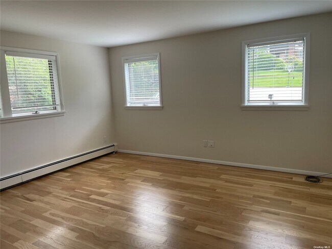 Foto del edificio - 14 Cathy Ct