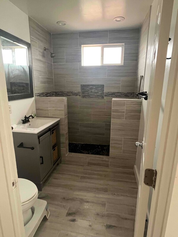 Foto del edificio - 655 Dahl Ave