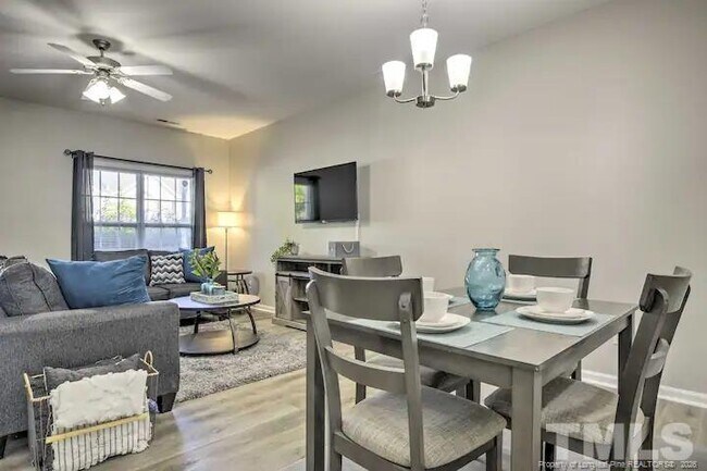 Building Photo - 3911 Volkswalk Pl