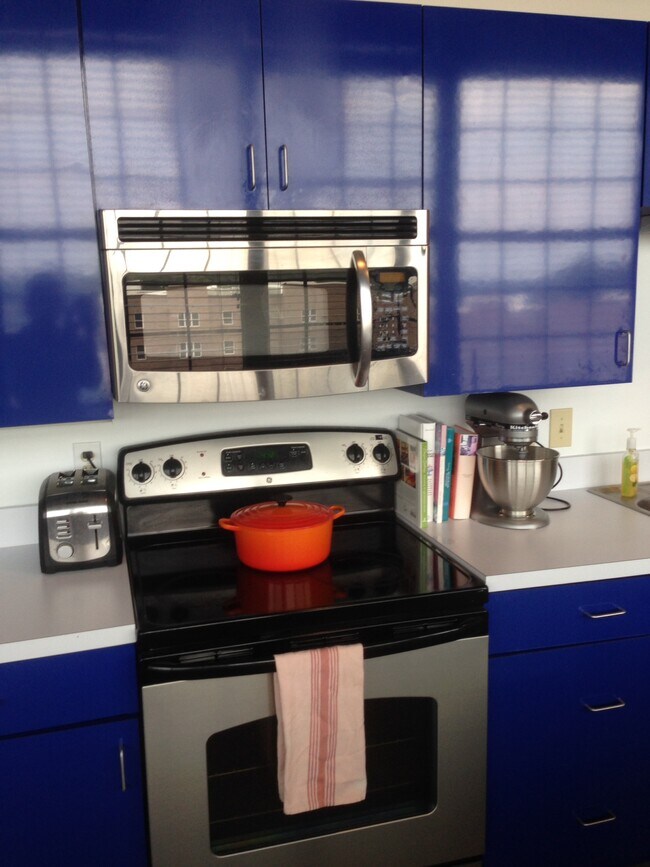 Cocina - 2520 S 3rd St