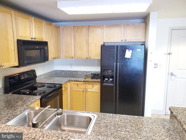 Foto del edificio - 777 7th St NW
