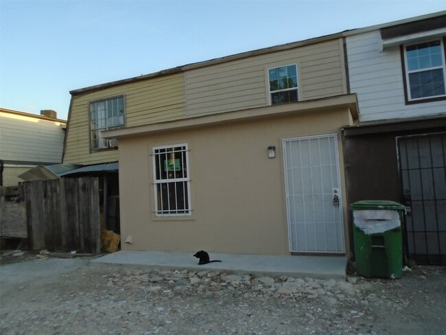 Foto del edificio - 12042 Beechnut St