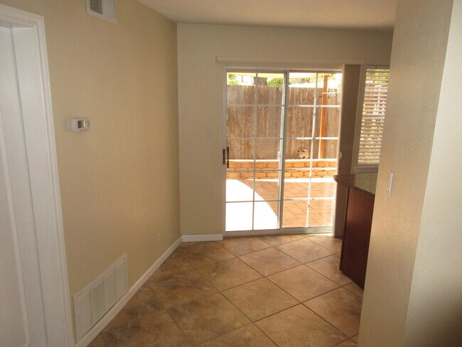 Foto del edificio - 1240 Rosemont Ave NW