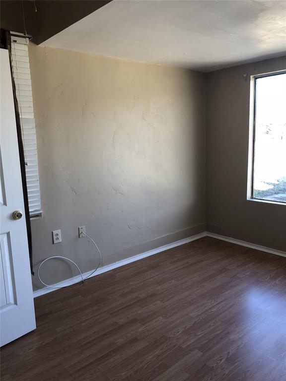 Foto del edificio - 1346 S Pioneer Dr