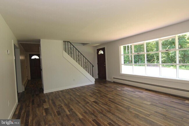 Foto del edificio - 151 Dogwood Dr