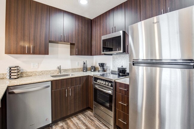 Building Photo - Roe 107