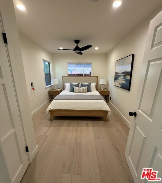 Foto del edificio - 1534 Mariposa Ave